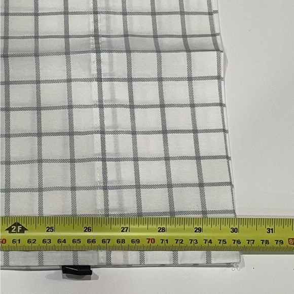 Tommy Hilfiger Standard Pillowcase (1) in grey white plaid - Picture 7 of 8